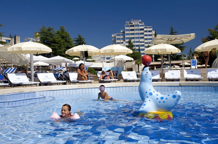 Sunny Porec by Valamar ex. Crystal <div class="m-page-header__rating"><span class="m-page-header__rating--star"></span><span class="m-page-header__rating--star"></span><span class="m-page-header__rating--star"></span><span class="m-page-header__rating--star"></span></div>