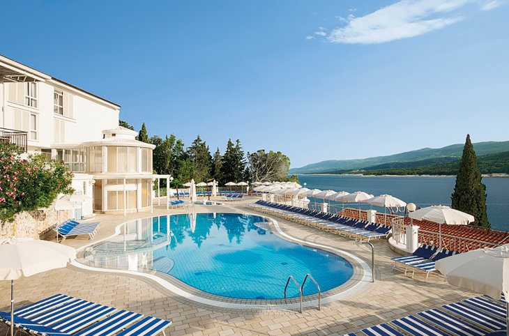 Hotel & Casa Valamar Sanfior <div class="m-page-header__rating"><span class="m-page-header__rating--star"></span><span class="m-page-header__rating--star"></span><span class="m-page-header__rating--star"></span><span class="m-page-header__rating--star"></span></div>