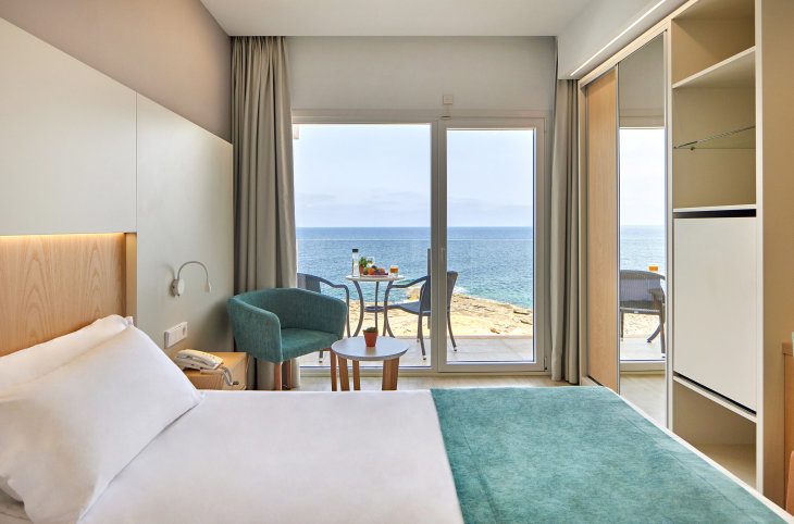 Universal Hotel Cabo Blanco (adults only) <div class="m-page-header__rating"><span class="m-page-header__rating--star"></span><span class="m-page-header__rating--star"></span><span class="m-page-header__rating--star"></span><span class="m-page-header__rating--star"></span></div>