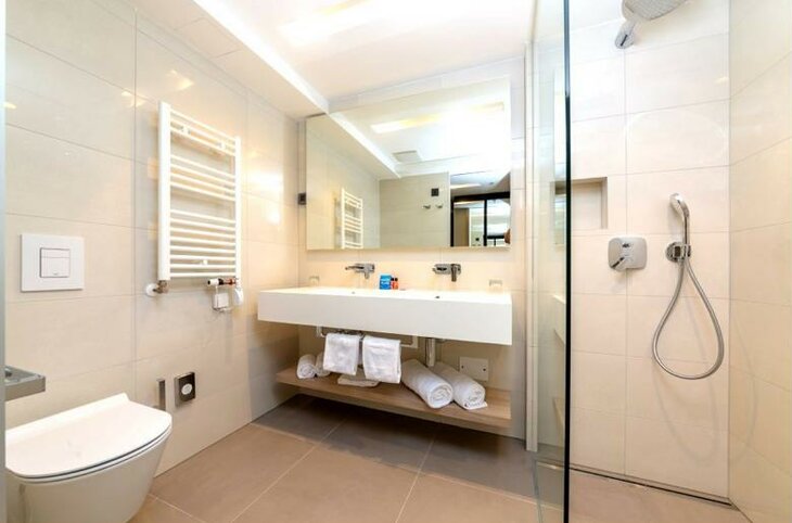 Hotel Park Plava Laguna (Sonderreisen) <div class="m-page-header__rating"><span class="m-page-header__rating--star"></span><span class="m-page-header__rating--star"></span><span class="m-page-header__rating--star"></span><span class="m-page-header__rating--star"></span></div>