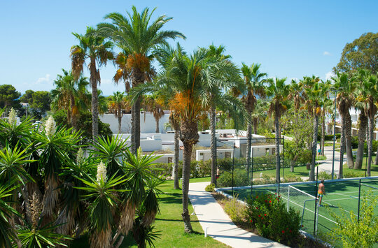 Wandern & Entspannen auf Ibiza - Cala Llenya Resort ****
