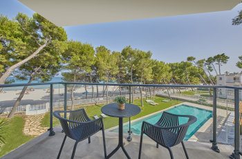 Juniorsuite Standard mit Balkon und Meerblick