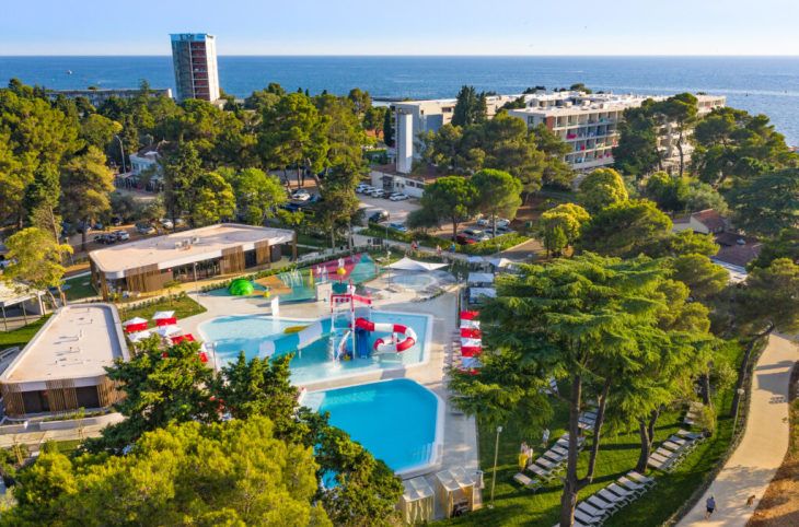 Umag Plava Laguna <div class="m-page-header__rating"><span class="m-page-header__rating--star"></span><span class="m-page-header__rating--star"></span><span class="m-page-header__rating--star"></span><span class="m-page-header__rating--star"></span></div>