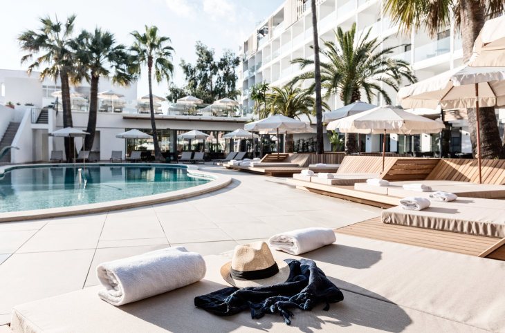 Bordoy Alcudia Port Suites (adults only) <div class="m-page-header__rating"><span class="m-page-header__rating--star"></span><span class="m-page-header__rating--star"></span><span class="m-page-header__rating--star"></span><span class="m-page-header__rating--star"></span><span class="m-page-header__rating--star"></span></div>
