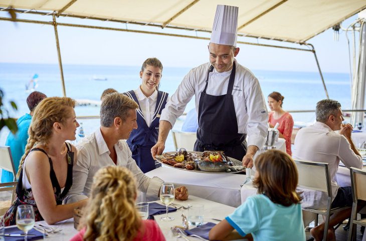 Forte Village Resort, Pineta <div class="m-page-header__rating"><span class="m-page-header__rating--star"></span><span class="m-page-header__rating--star"></span><span class="m-page-header__rating--star"></span><span class="m-page-header__rating--star"></span><span class="m-page-header__rating--star"></span></div>