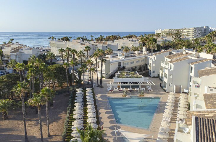 Hipotels Mediterraneo Club <div class="m-page-header__rating"><span class="m-page-header__rating--star"></span><span class="m-page-header__rating--star"></span><span class="m-page-header__rating--star"></span><span class="m-page-header__rating--star"></span></div>