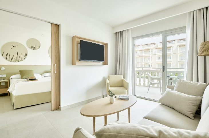 Iberostar Selection Albufera Park <div class="m-page-header__rating"><span class="m-page-header__rating--star"></span><span class="m-page-header__rating--star"></span><span class="m-page-header__rating--star"></span><span class="m-page-header__rating--star"></span></div>