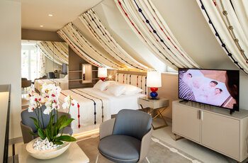 Marina Suite