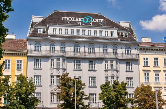 Motel One Wien-Staatsoper (Adventszauber in Wien) 