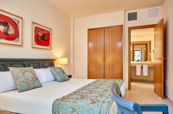 One Bedroom Park Suite
