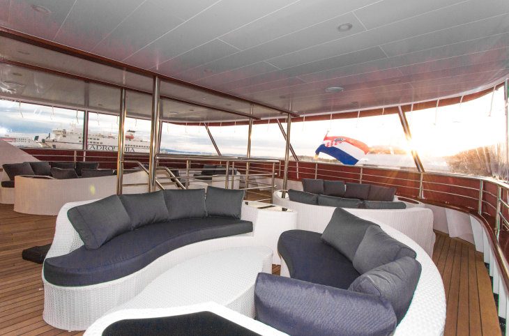 Kreuzfahrt Deluxe <div class="m-page-header__rating"></div>