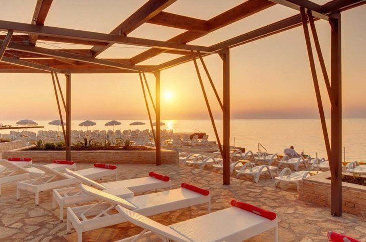 Umag Plava Laguna <div class="m-page-header__rating"><span class="m-page-header__rating--star"></span><span class="m-page-header__rating--star"></span><span class="m-page-header__rating--star"></span><span class="m-page-header__rating--star"></span></div>