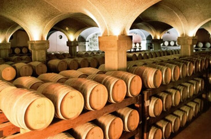 Busrundreise Sardinien Wein & Kultur