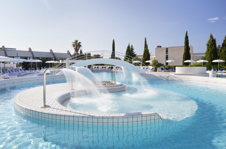Bluesun Holiday Village Bonaca <div class="m-page-header__rating"><span class="m-page-header__rating--star"></span><span class="m-page-header__rating--star"></span><span class="m-page-header__rating--star"></span><span class="m-page-header__rating--star"></span></div>