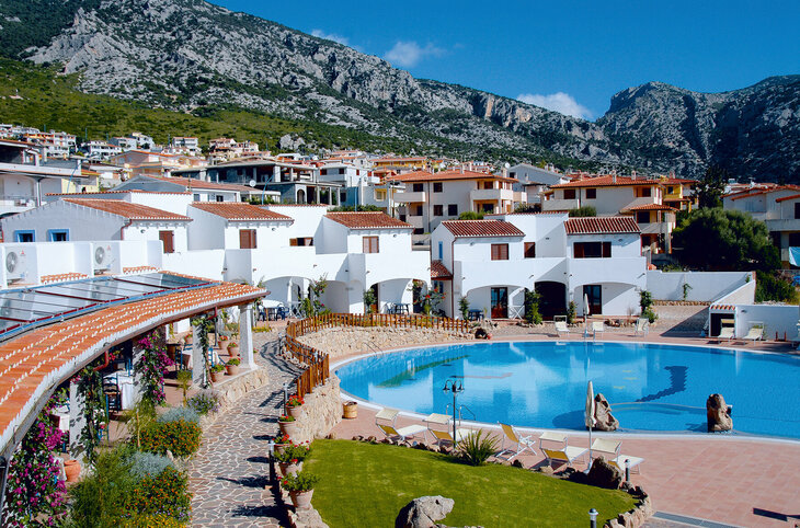 Nuraghe Arvu <div class="m-page-header__rating"><span class="m-page-header__rating--star"></span><span class="m-page-header__rating--star"></span><span class="m-page-header__rating--star"></span><span class="m-page-header__rating--star"></span></div>