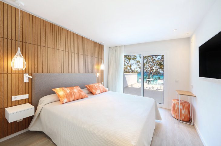 Iberostar Waves Playa de Muro <div class="m-page-header__rating"><span class="m-page-header__rating--star"></span><span class="m-page-header__rating--star"></span><span class="m-page-header__rating--star"></span><span class="m-page-header__rating--star"></span></div>