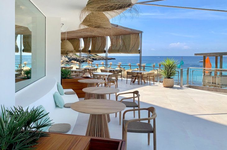 Universal Hotel Aquamarin <div class="m-page-header__rating"><span class="m-page-header__rating--star"></span><span class="m-page-header__rating--star"></span><span class="m-page-header__rating--star"></span><span class="m-page-header__rating--star"></span></div>