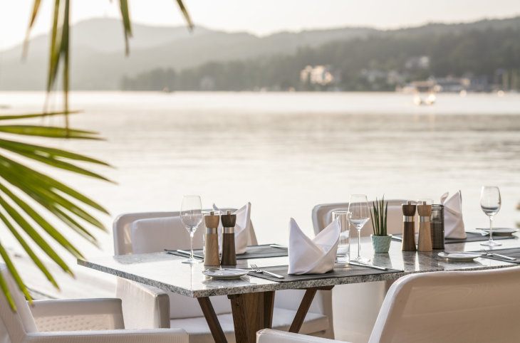 Falkensteiner Schlosshotel Velden <div class="m-page-header__rating"><span class="m-page-header__rating--star"></span><span class="m-page-header__rating--star"></span><span class="m-page-header__rating--star"></span><span class="m-page-header__rating--star"></span><span class="m-page-header__rating--star"></span></div>