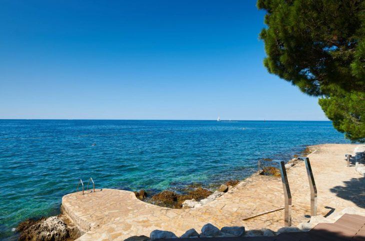 Hotel Parentium Plava Laguna <div class="m-page-header__rating"><span class="m-page-header__rating--star"></span><span class="m-page-header__rating--star"></span><span class="m-page-header__rating--star"></span><span class="m-page-header__rating--star"></span></div>