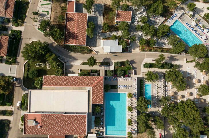 Gava Waterman Milna Resort <div class="m-page-header__rating"><span class="m-page-header__rating--star"></span><span class="m-page-header__rating--star"></span><span class="m-page-header__rating--star"></span><span class="m-page-header__rating--star"></span></div>