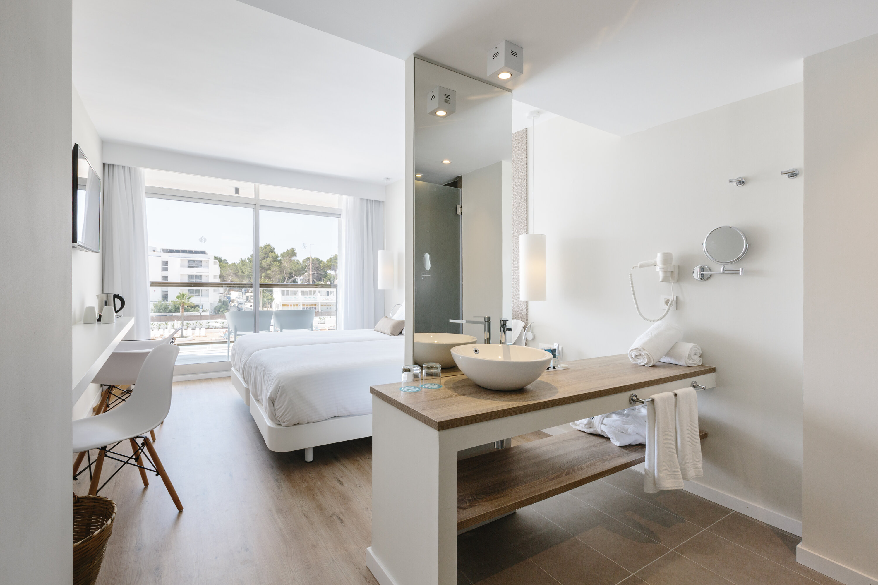 Doppelzimmer Poolblick