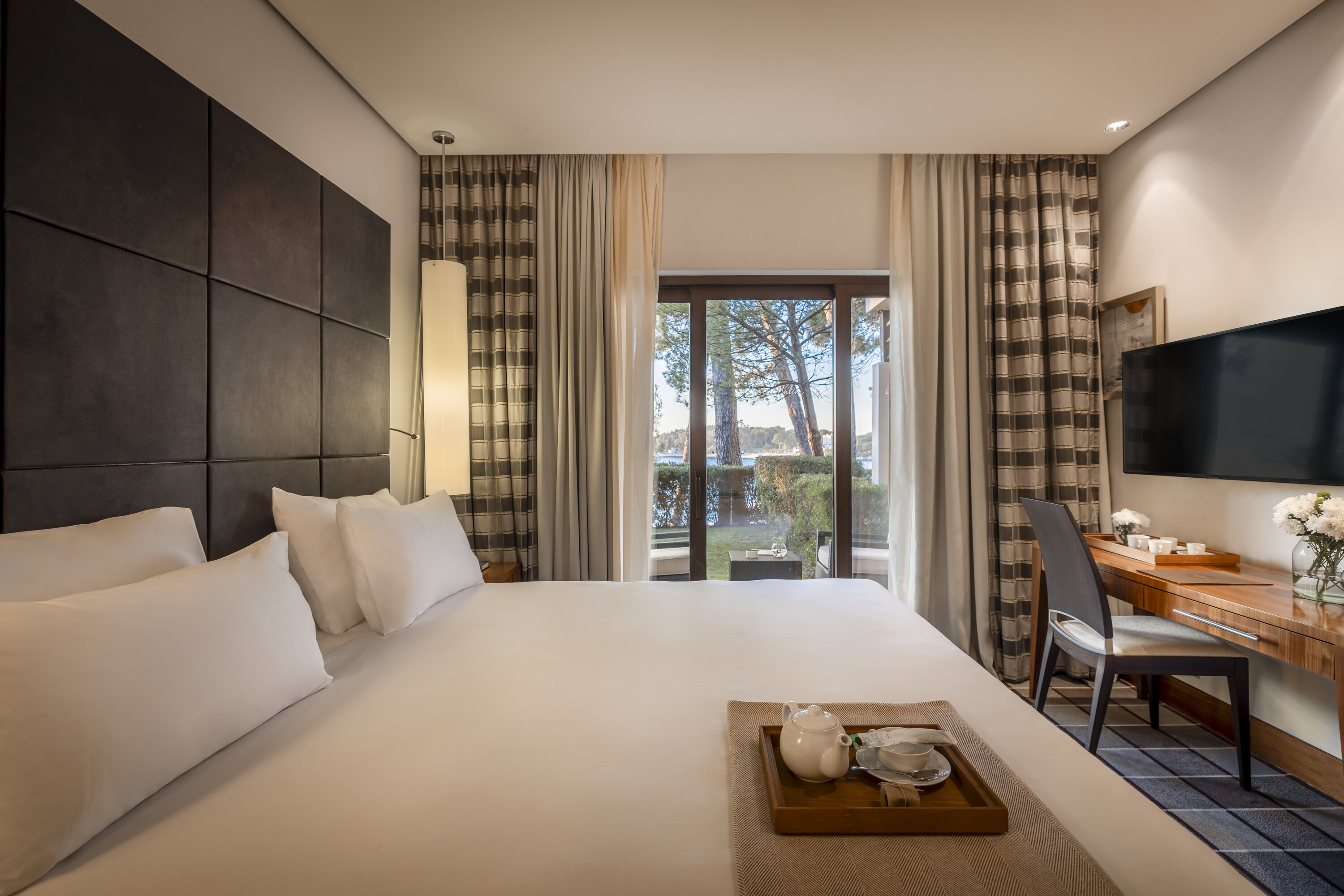 Junior Deluxe Suite