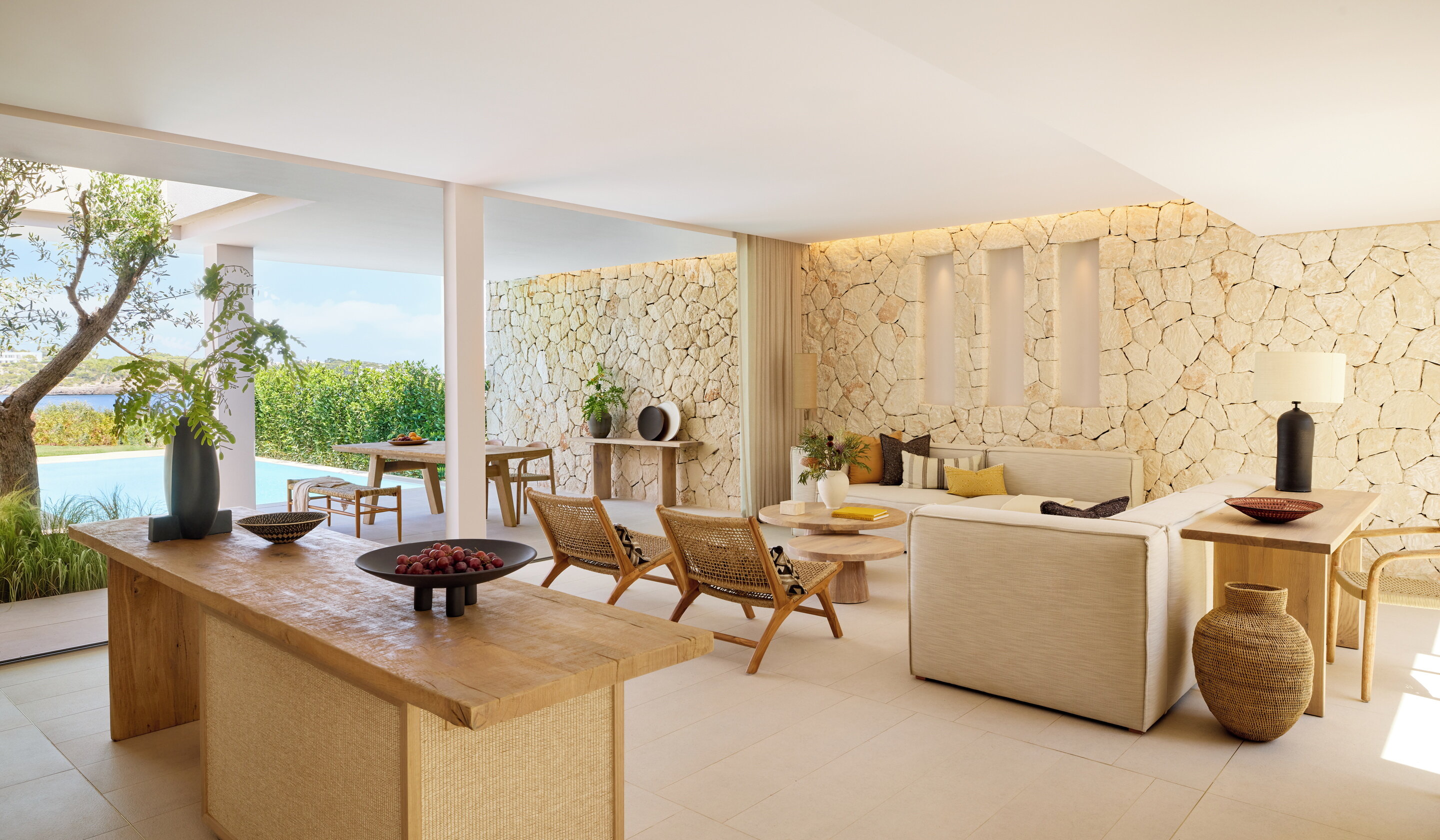 Deluxe Two Bedroom Residence Privatpool