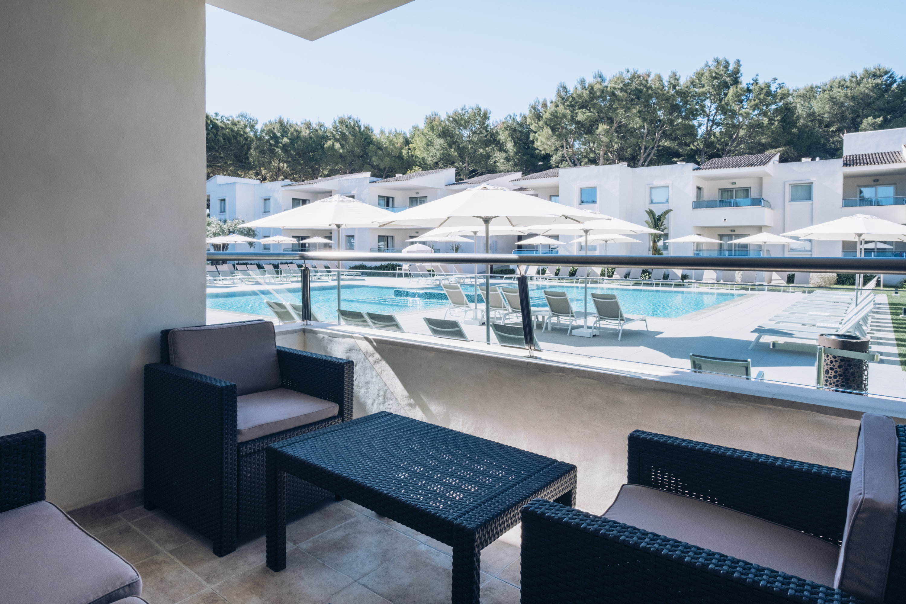 Family Suite Poolblick