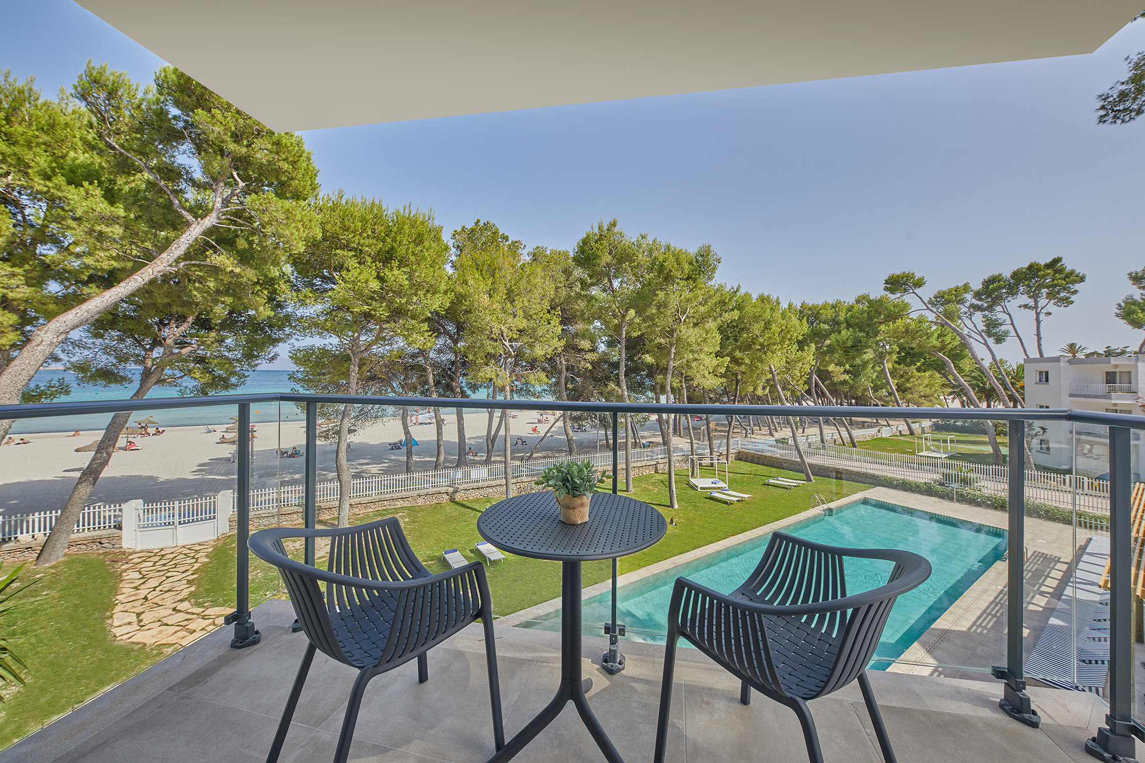 Juniorsuite Standard mit Balkon und Meerblick