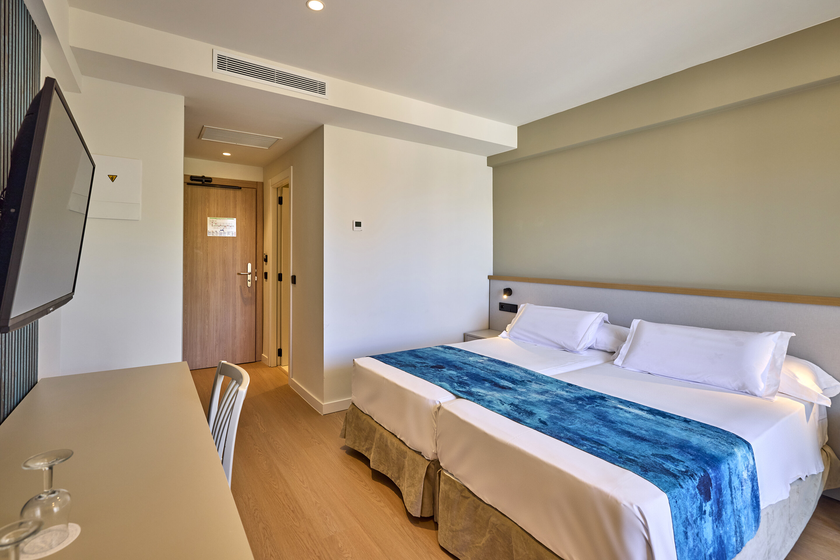 Doppelzimmer Gartenseite/seil. Meersicht