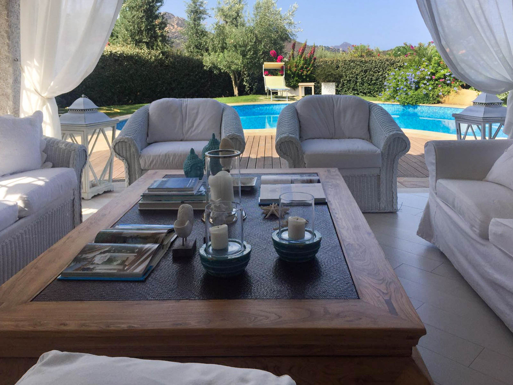 Bougainvillea mit Privatpool