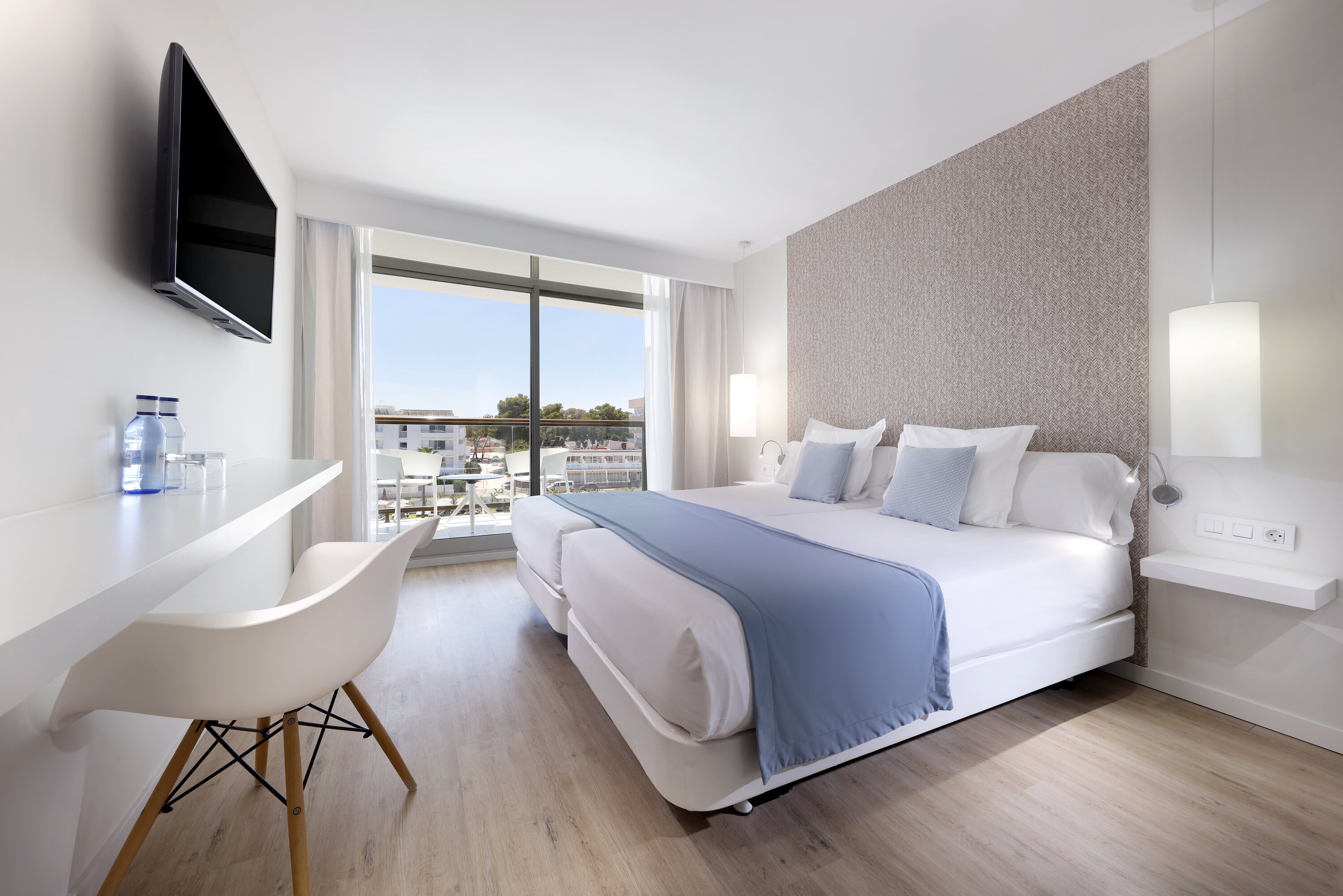 Doppelzimmer Poolblick